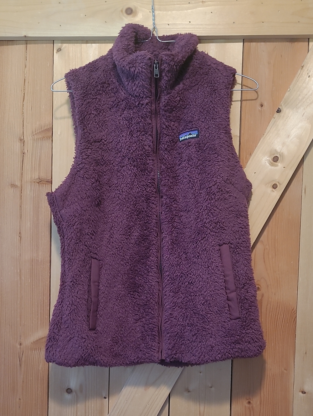 Patagonia Women's Purple Fleece Vest - Cozy Sherpa Zip-Up Vest